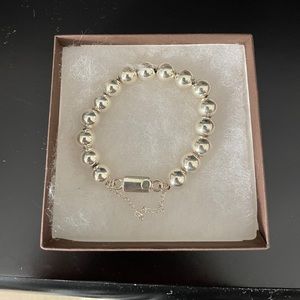 Retired Silpada Silver Bead Bracelet